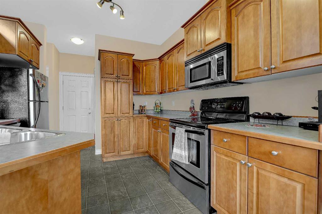 Additional image 3 of 8101 113 Street, Grande Prairie, AB, T8W 0A4