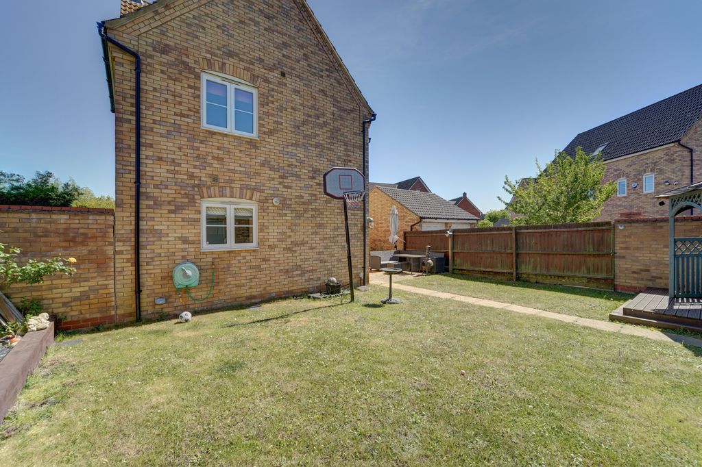 Additional image 36 of 5 bed detached house for saleMaskell Drive, Bedford MK41