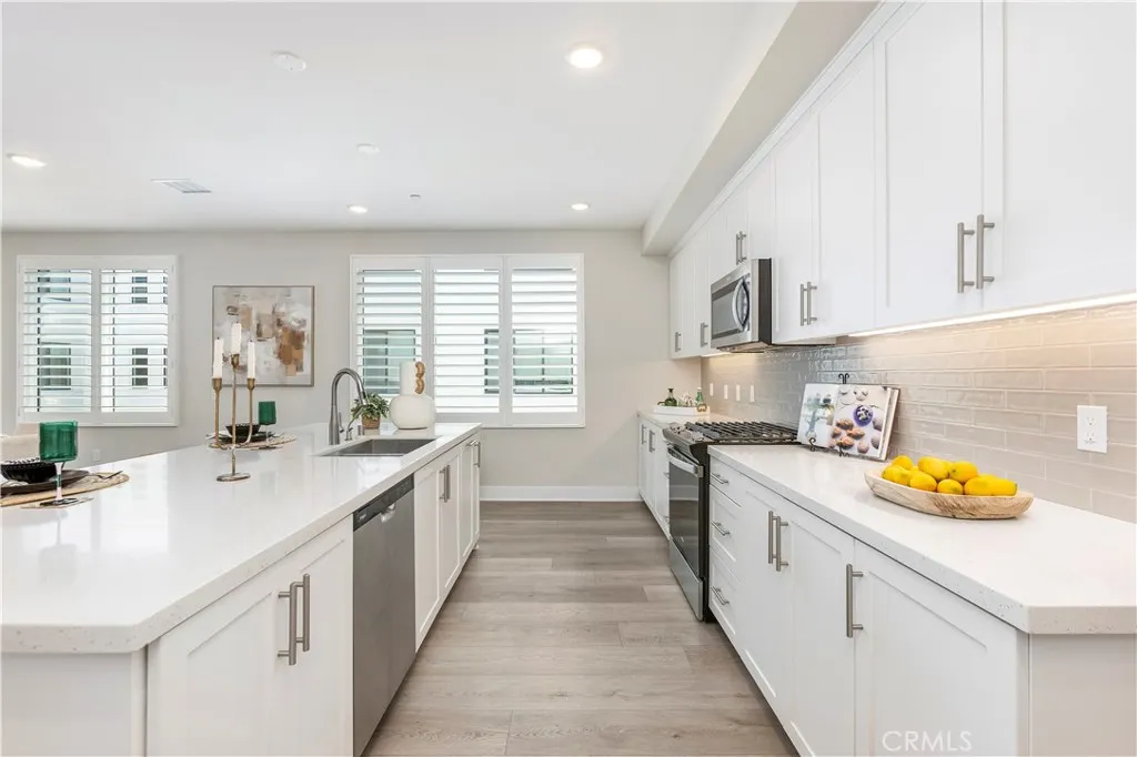 Additional image 11 of 16175 Dawn Way Unit 202, Tustin, CA 92782