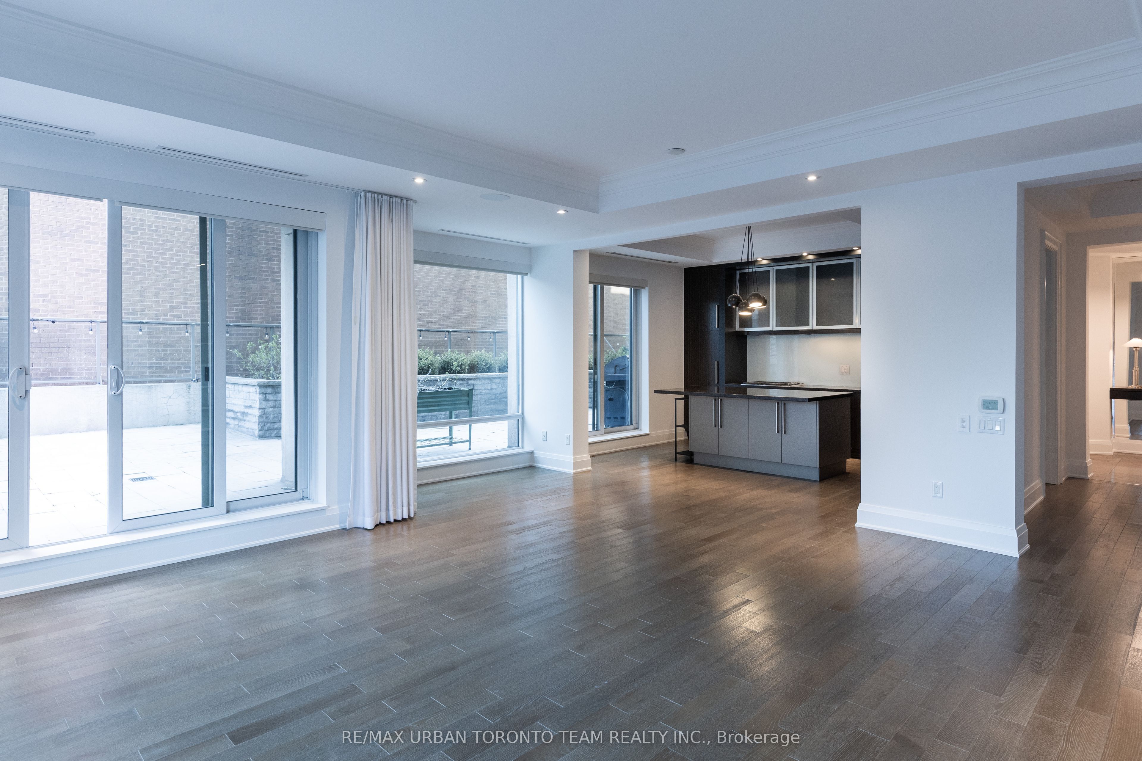 Additional image 5 of 303-80 Yorkville Avenue, Toronto, ON, M5R 2C2