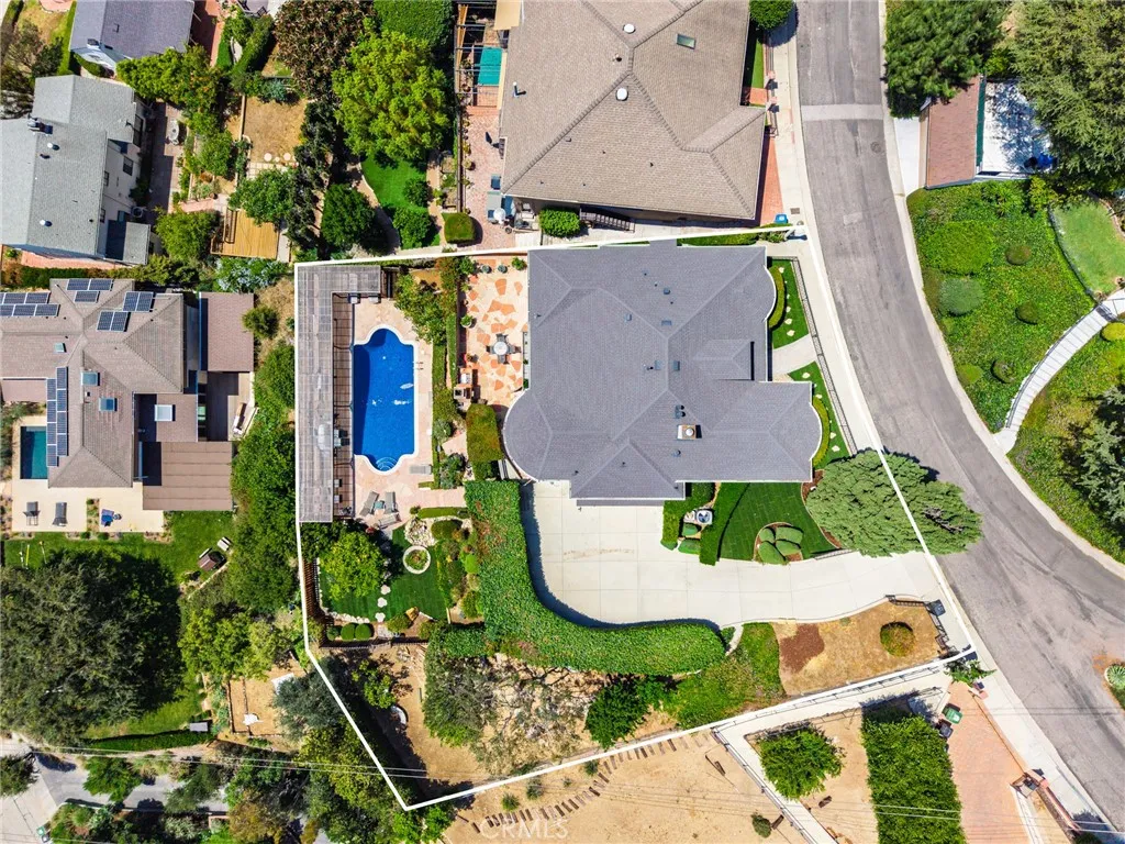 3664 Holboro Dr, Los Angeles, CA 90027