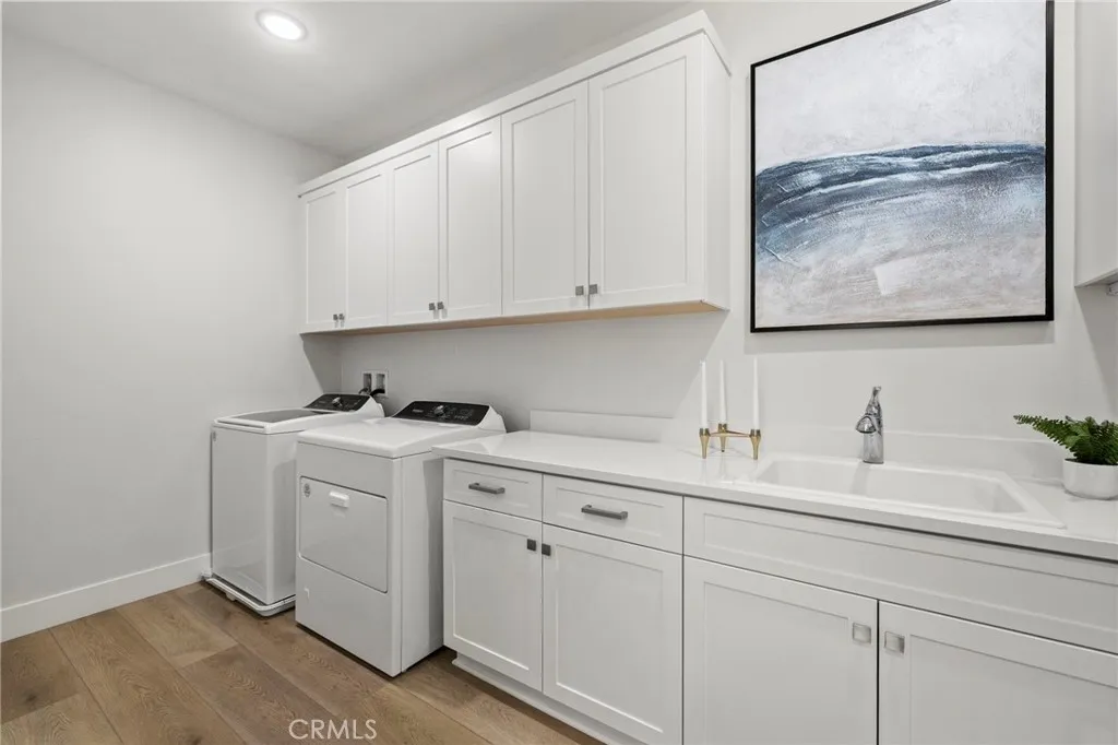 Additional image 56 of 53 Lunar, Irvine, CA 92618