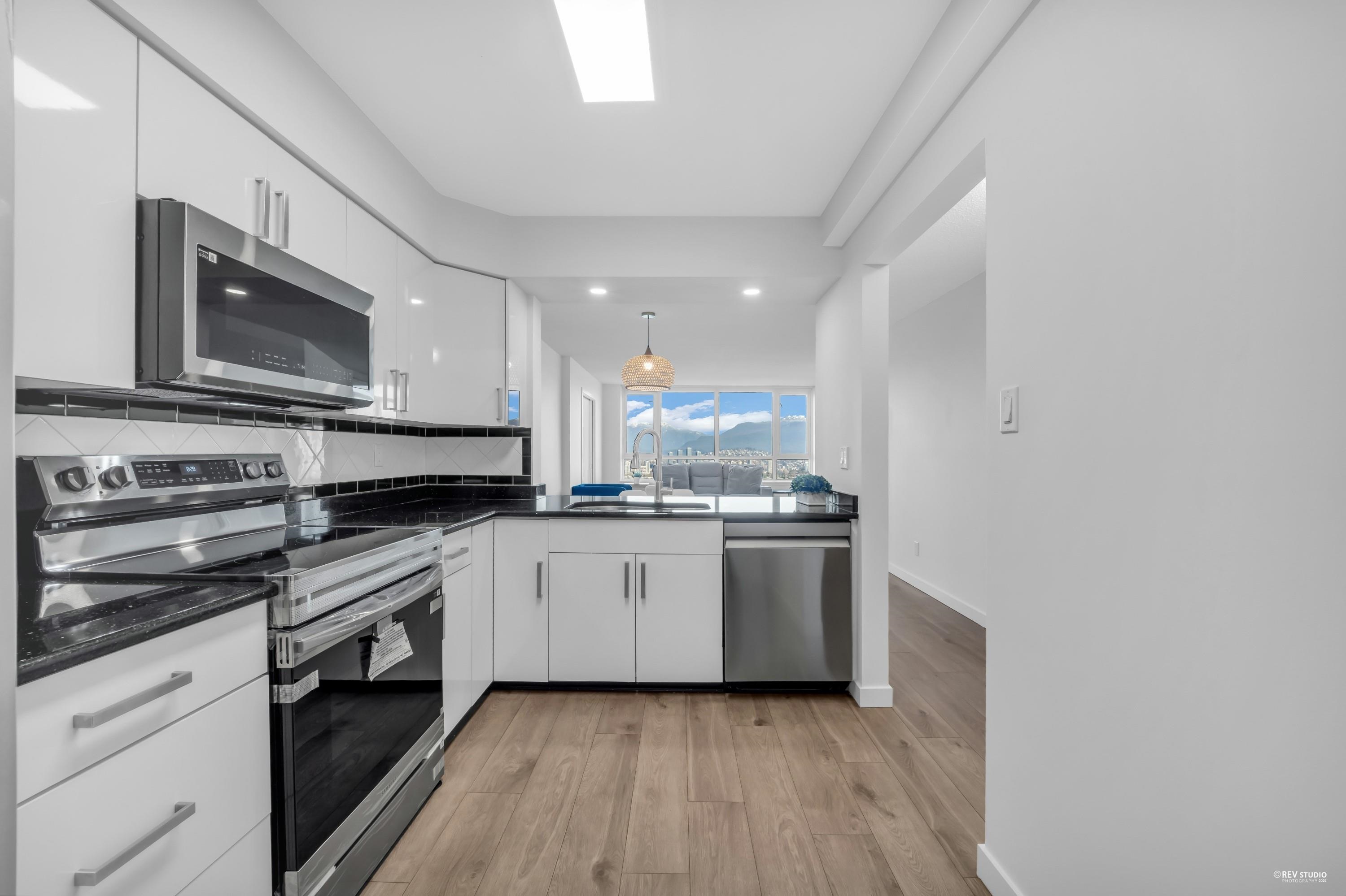 Additional image 3 of 1904-6055 Nelson Avenue, Burnaby, BC, V5H 4L4