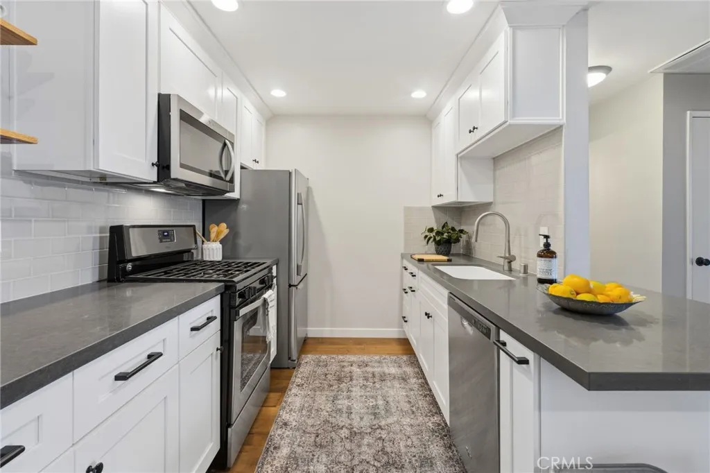 Additional image 6 of 10021 Tabor Street Unit 302, Los Angeles, CA 90034