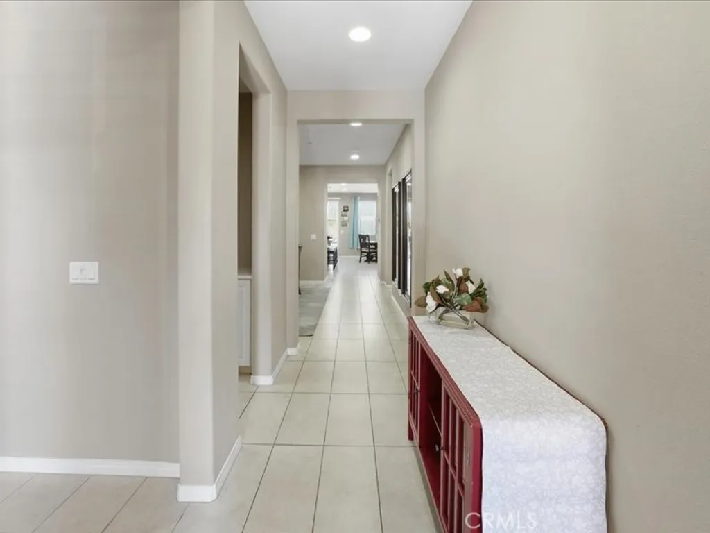Additional image 4 of 27364 Ellery Place, Saugus, CA 91350