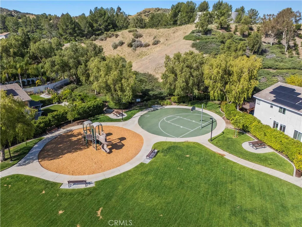 26726 Neff Court, Canyon Country, CA 91351