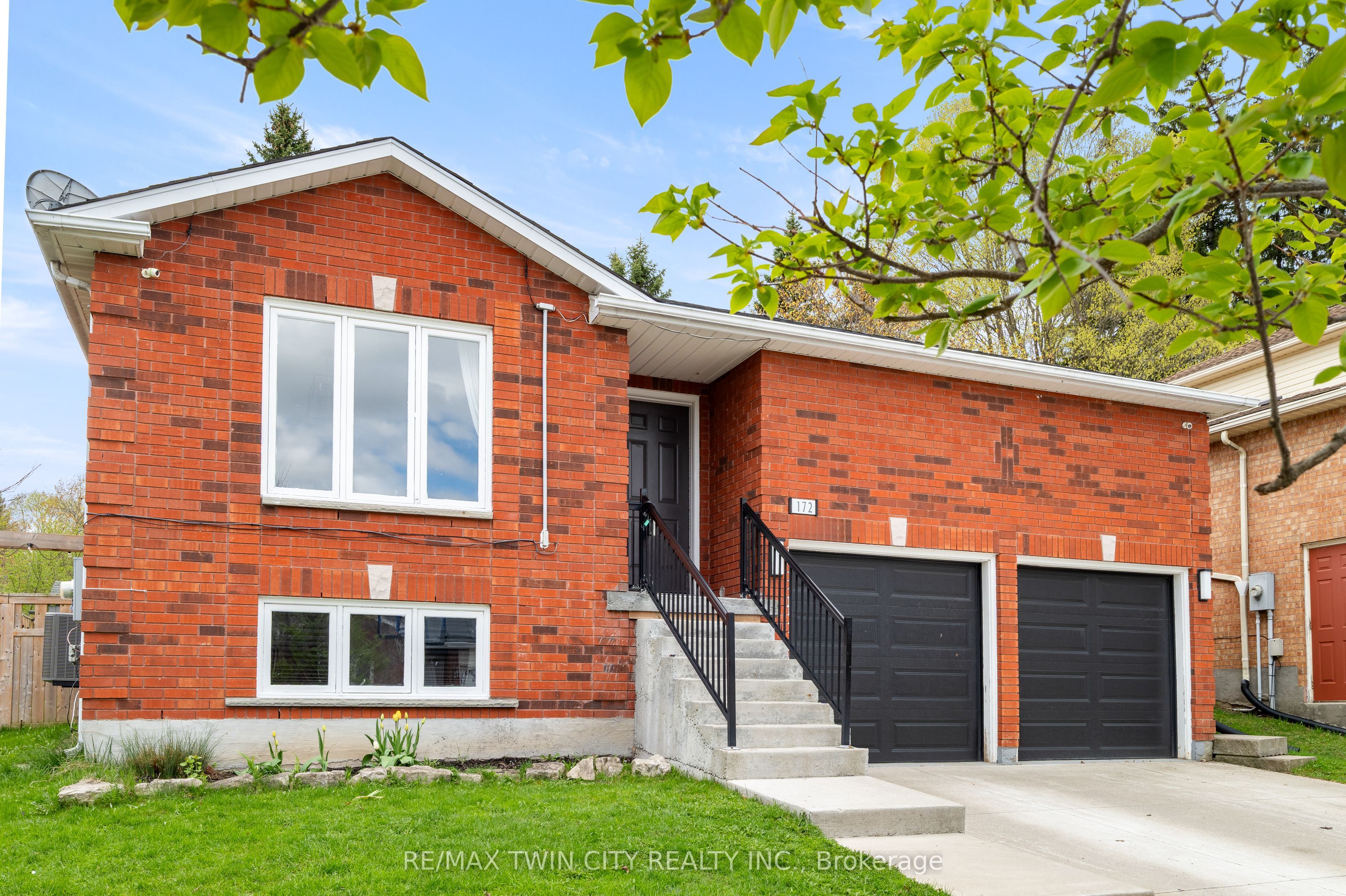 Additional image 2 of 172 General Drive, Kitchener, ON, N2K 3S6