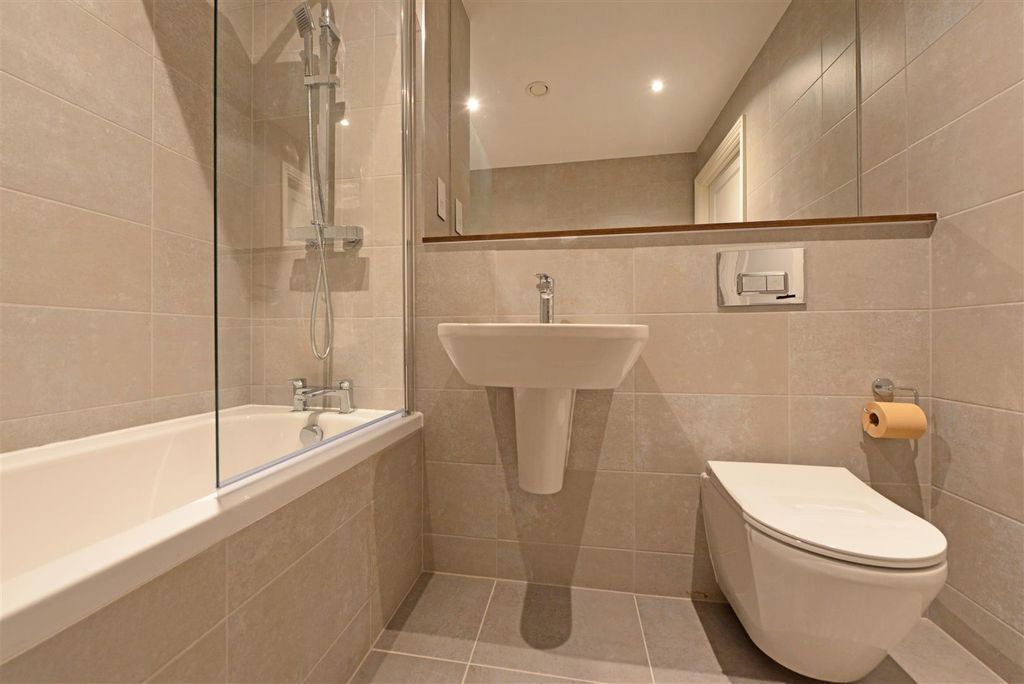 Additional image 11 of 1 bed flat for saleSpringwell Gardens, Leeds LS12