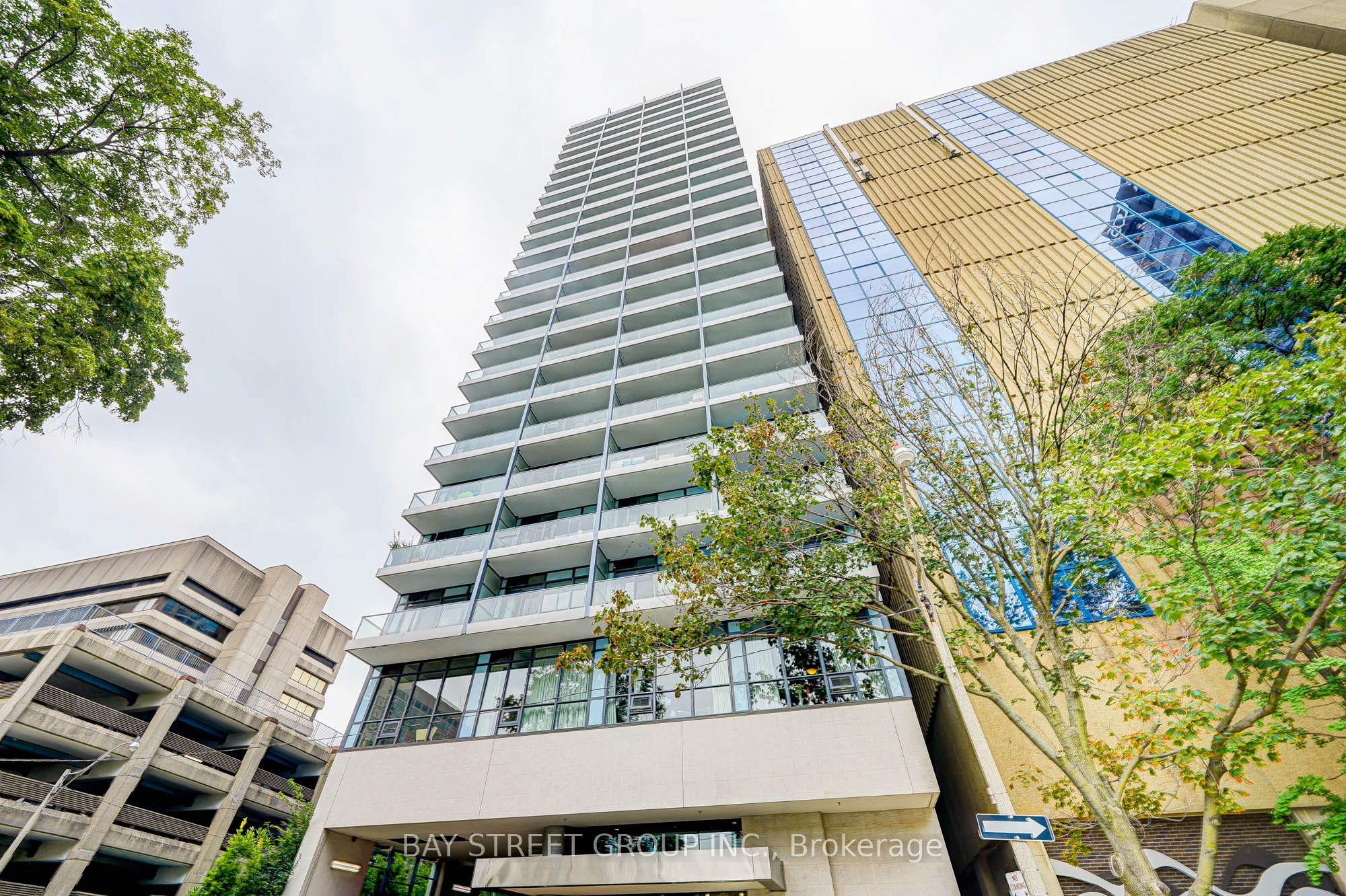 Additional image 3 of 1403-210 Simcoe Street, Toronto, ON, M5T 0A9