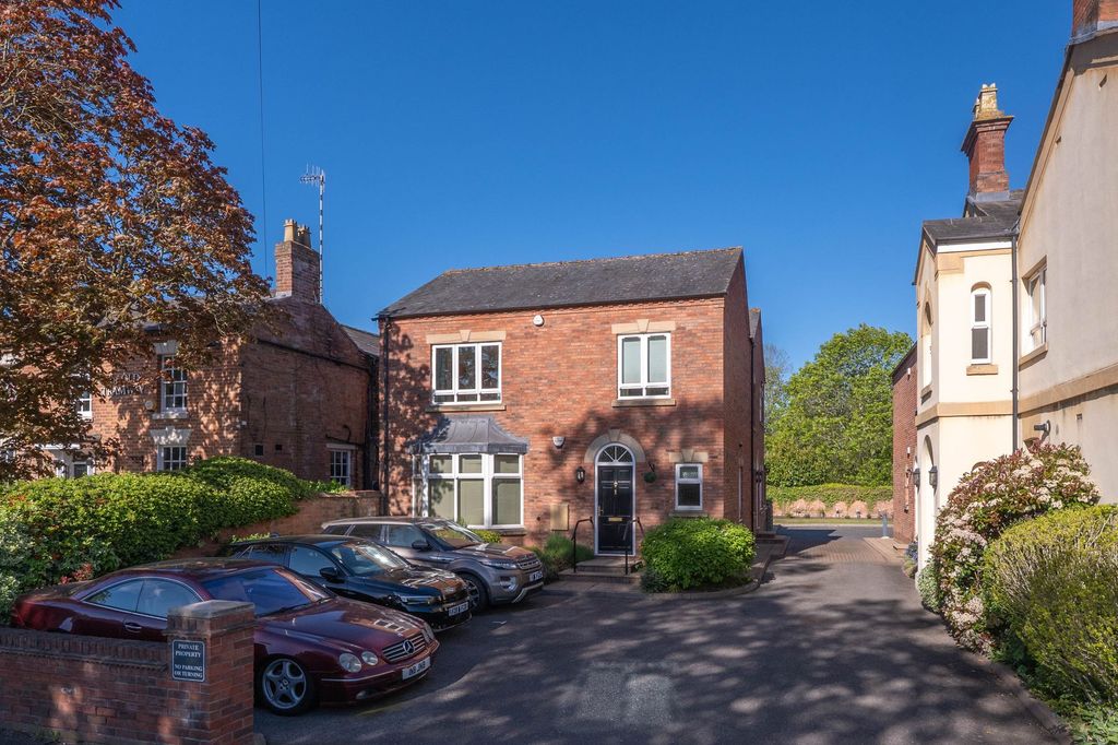 Additional image 20 of 2 bed flat for saleShipston Road, Stratford-Upon-Avon CV37