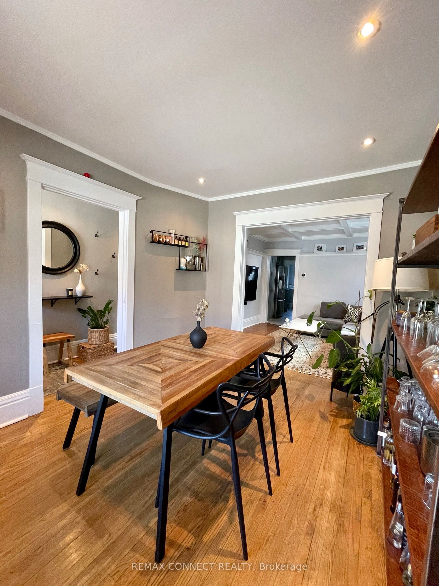Additional image 4 of Main-264 Sterling Road, Toronto, ON, M6R 2B9