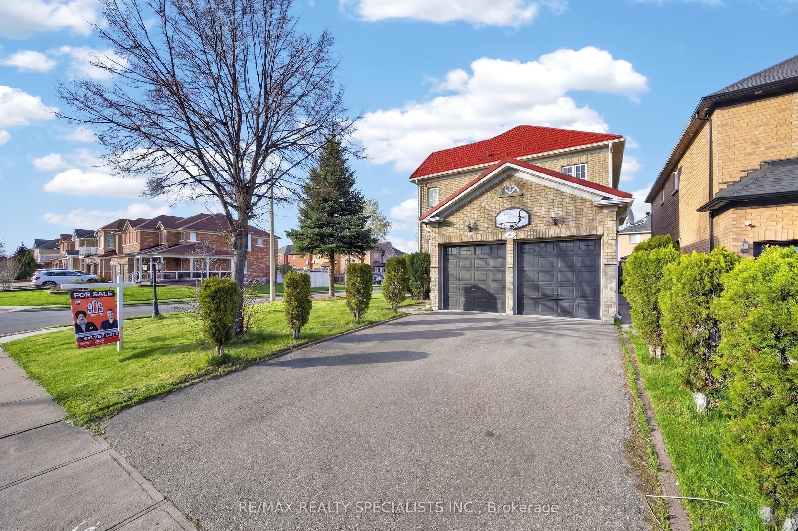 2 Loggers Lane, Brampton, ON, L6X 4T3 photo 4