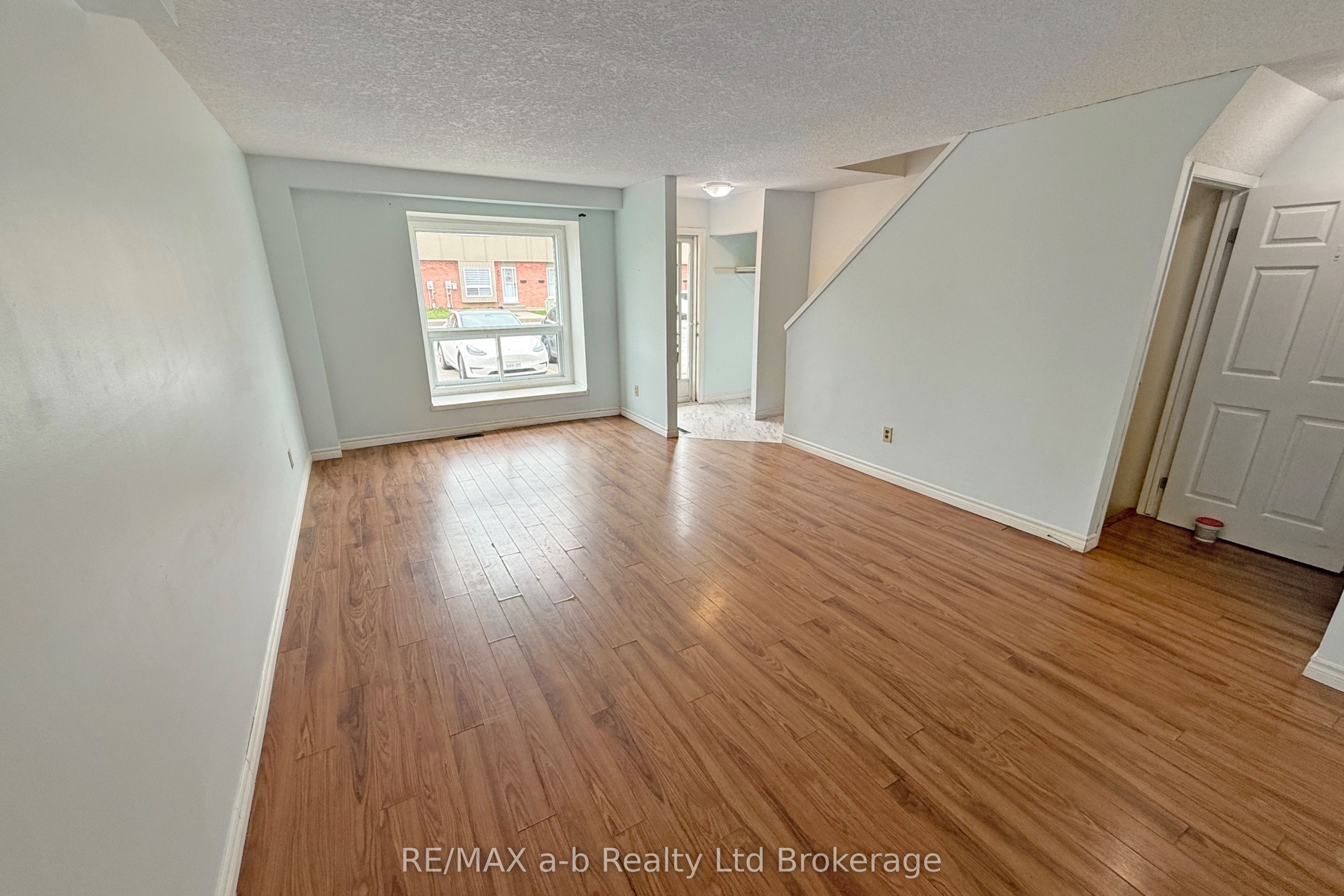 Additional image 5 of 4-394 Springbank Avenue N, Woodstock, ON, N4T 1L1