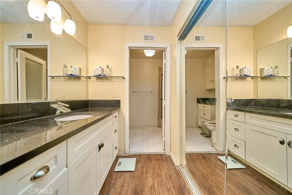 Additional image 67 of 20951 Gault St, Canoga Park, CA 91303