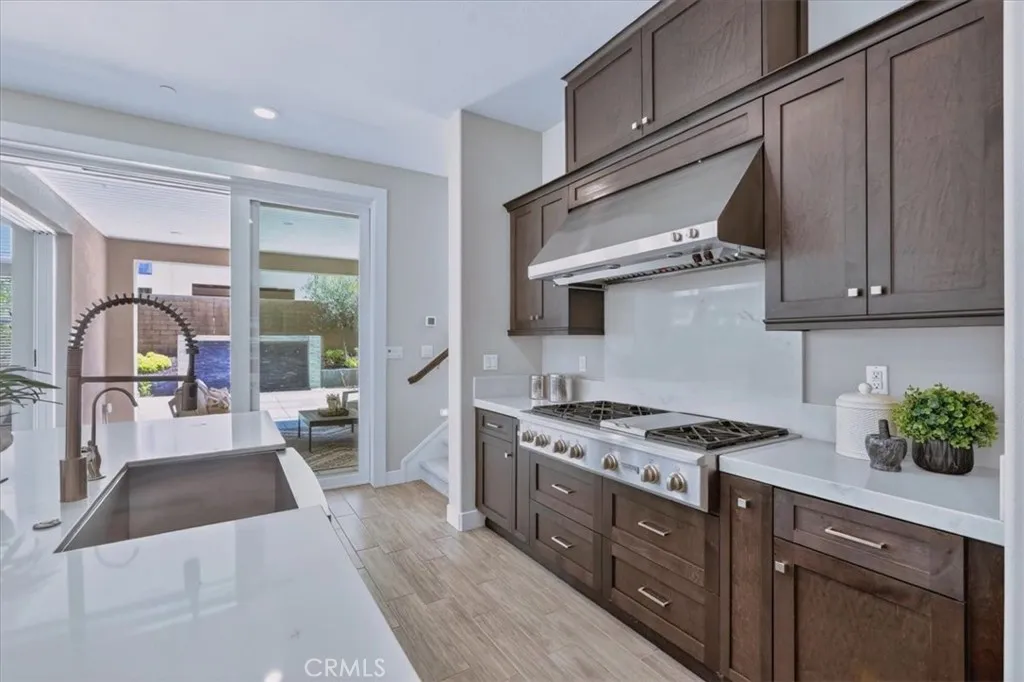 Additional image 88 of 168 Crossover, Irvine, CA 92618