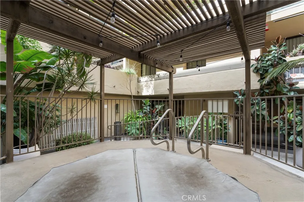 Additional image 20 of 740 N Kings Road Unit 208, West Hollywood, CA 90069