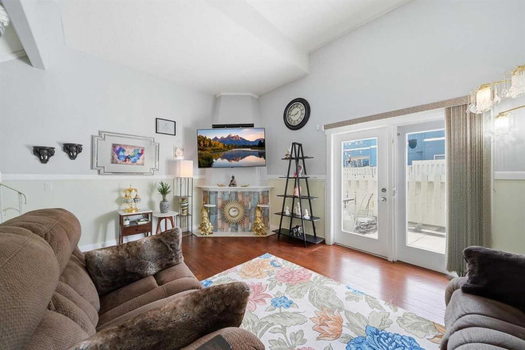 Additional image 3 of 904-919 38 Street NE, Calgary, AB, T2A 6E1