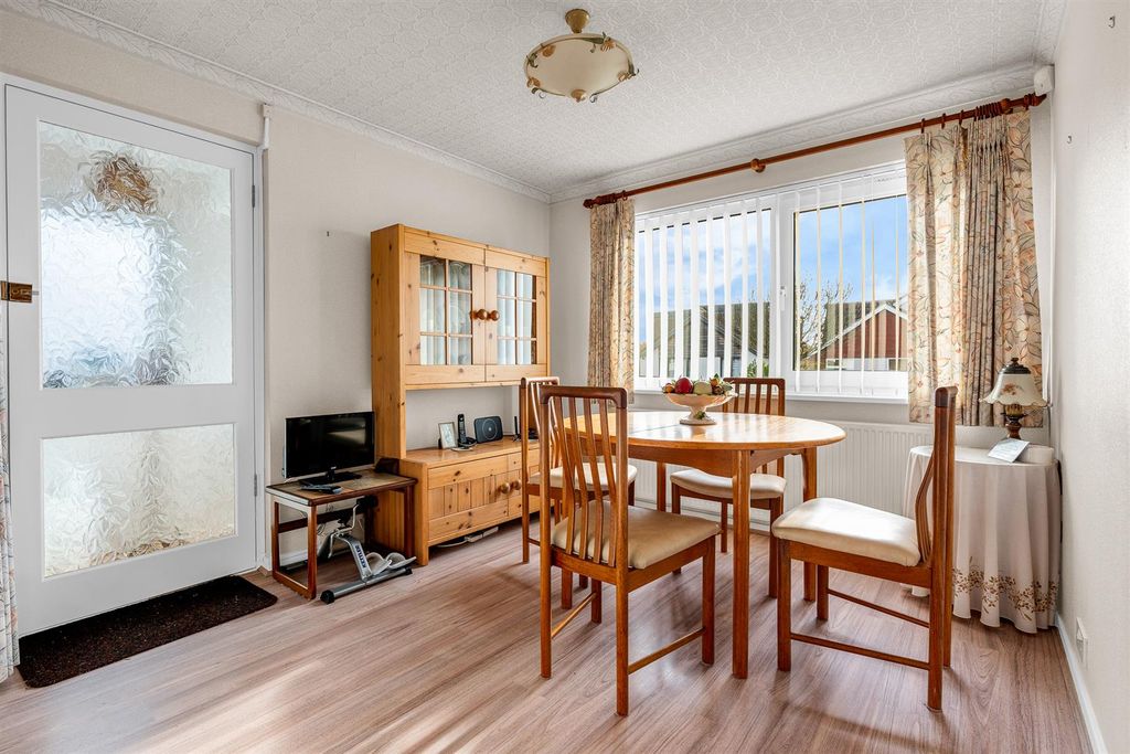 Additional image 6 of 2 bed bungalow for saleWentworth Road, Hertford SG13