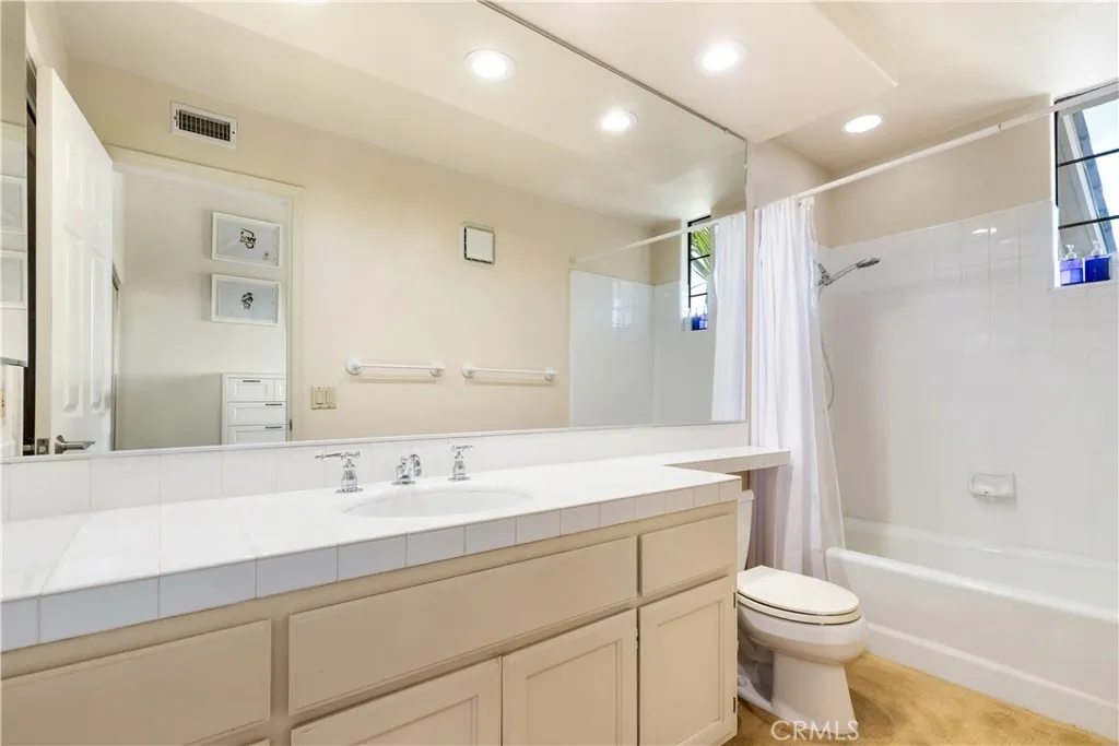 Additional image 34 of 72 Ocean Vista, Newport Beach, CA 92660