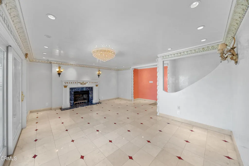 1118 Oberlin Drive, Glendale, CA 91205 photo 3