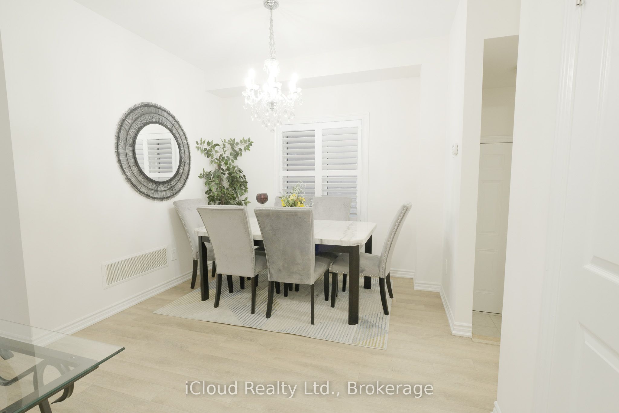8 Whitton Drive, Brant, ON, N3L 0L1 photo 4
