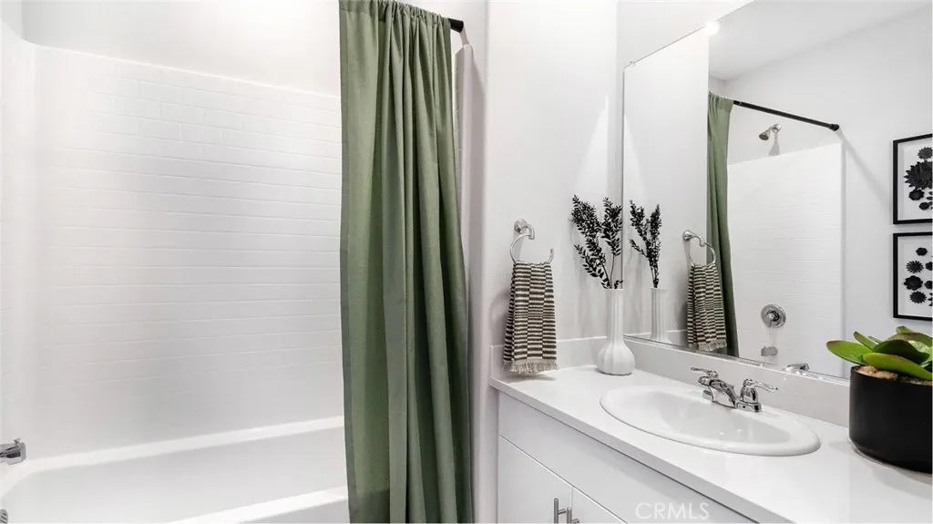 Additional image 33 of 1279 Galaxy Way, Rialto, CA 92376