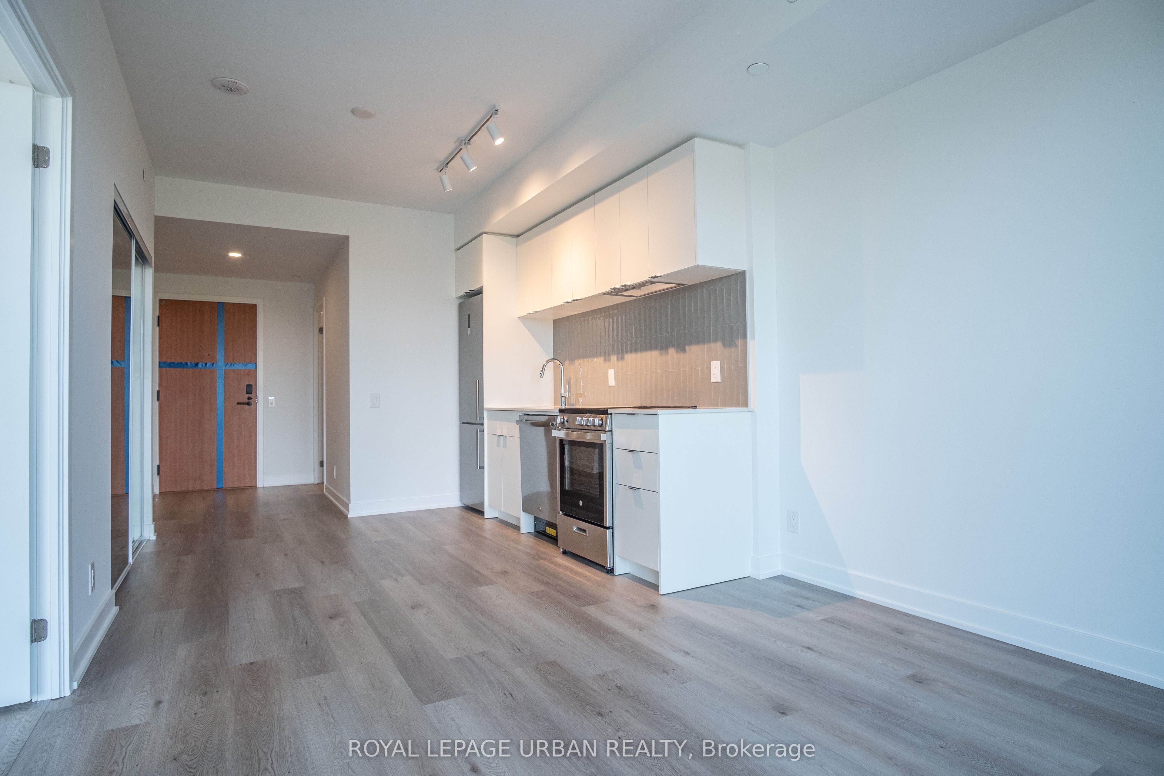 Additional image 3 of 913-1660 Bloor Street W, Toronto, ON, M6P 1B1
