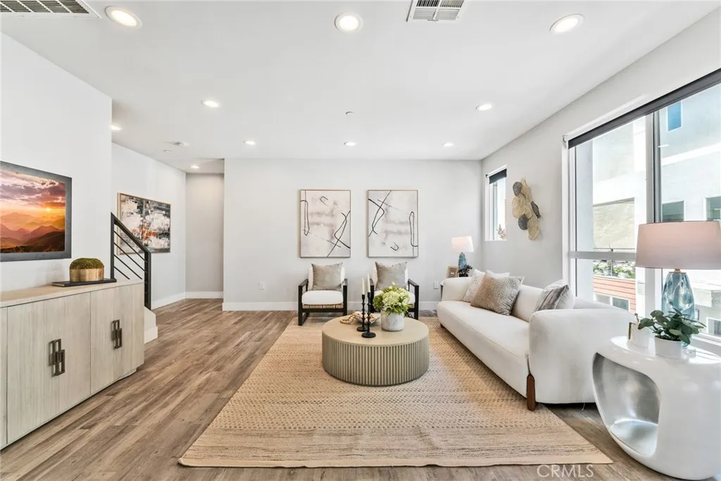 Additional image 11 of 8417 Tweedy Ln, Downey, CA 90240