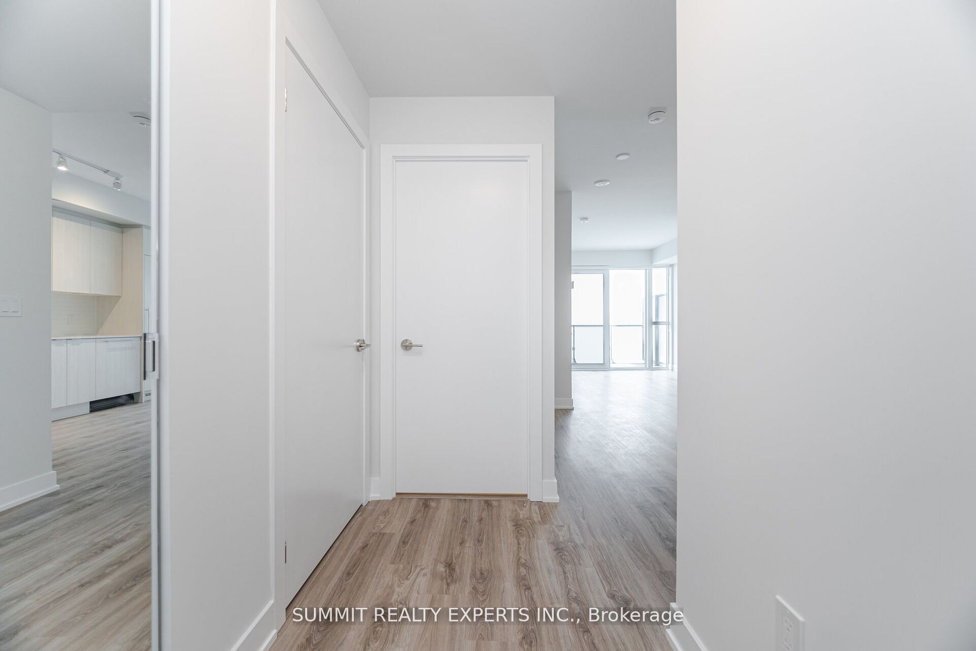 Additional image 6 of 2309-430 Square One Drive N, Mississauga, ON, L5B 3Y1