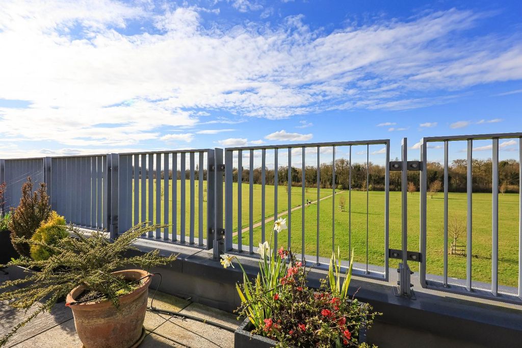 Additional image 18 of 3 bed flat for saleRenard Way, Trumpington, Cambridge CB2