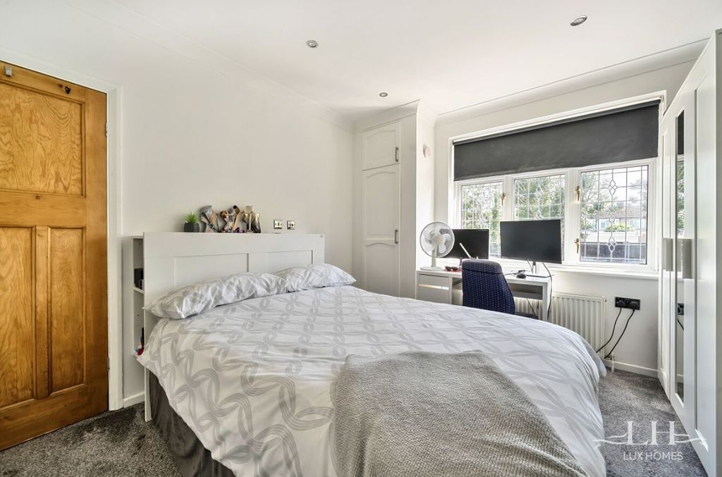 Additional image 14 of 4 bed end terrace house for saleMilton Avenue, Hornchurch RM12