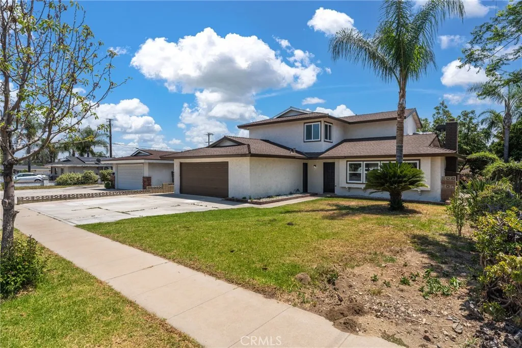 Additional image 2 of 16275 Dianthus Avenue, Fontana, CA 92335