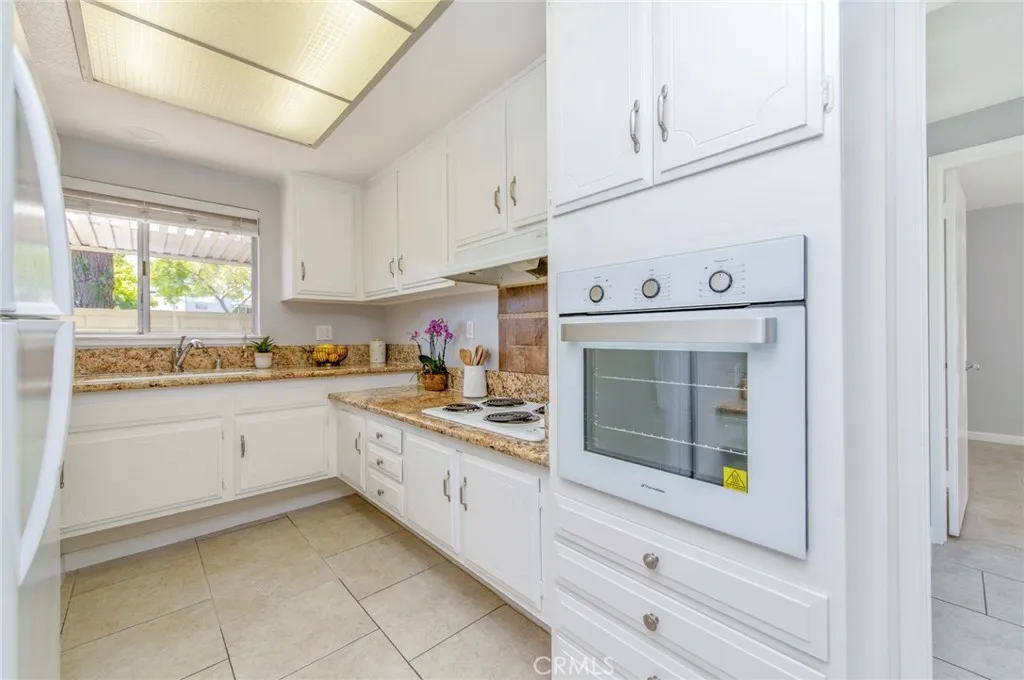 Additional image 34 of 2264 Via Puerta Unit B, Laguna Woods, CA 92637