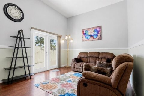 Additional image 8 of 904-919 38 Street NE, Calgary, AB, T2A 6E1