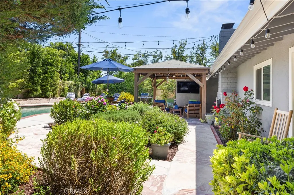 Additional image 45 of 8420 Cozycroft Ave, Winnetka, CA 91306