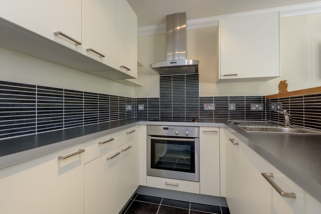 Additional image 6 of 2 bed flat for sale16 Hamilton Court, Cromwell Road, North Berwick, East Lothian EH39