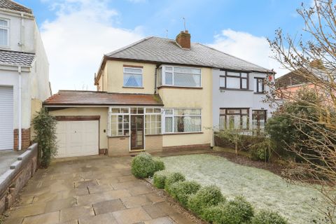 Rosemary Crescent West, Goldthorn Park, Wolverhampton WV4