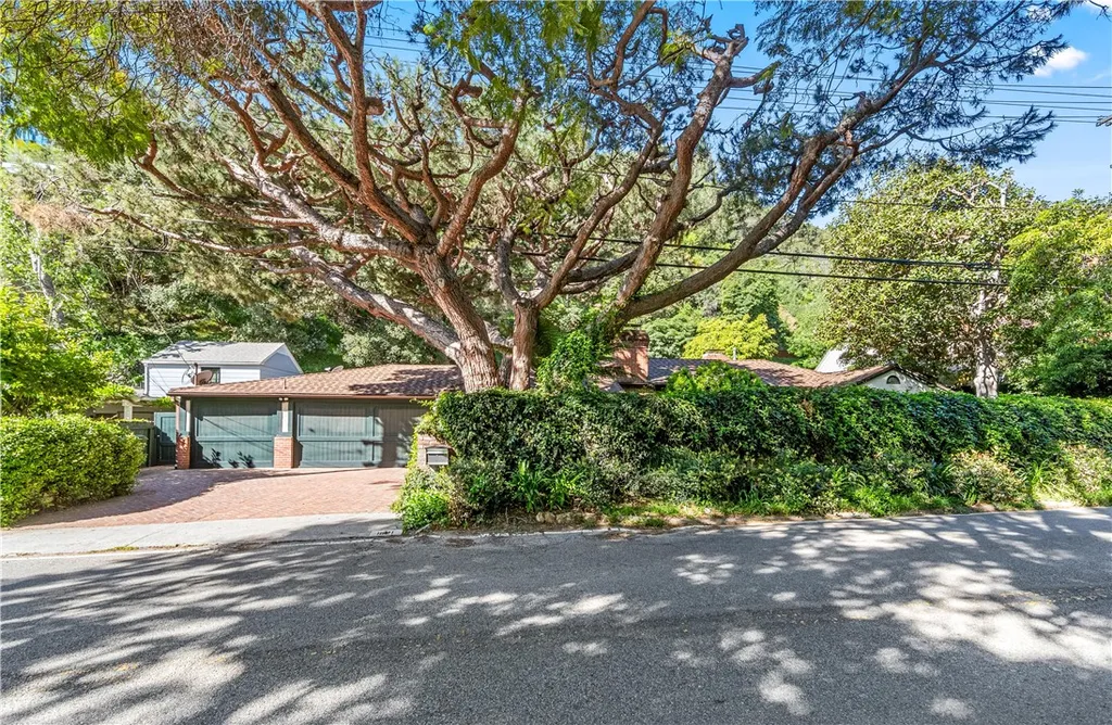 Additional image 2 of 1821 Mandeville Canyon Rd, Los Angeles, CA 90049