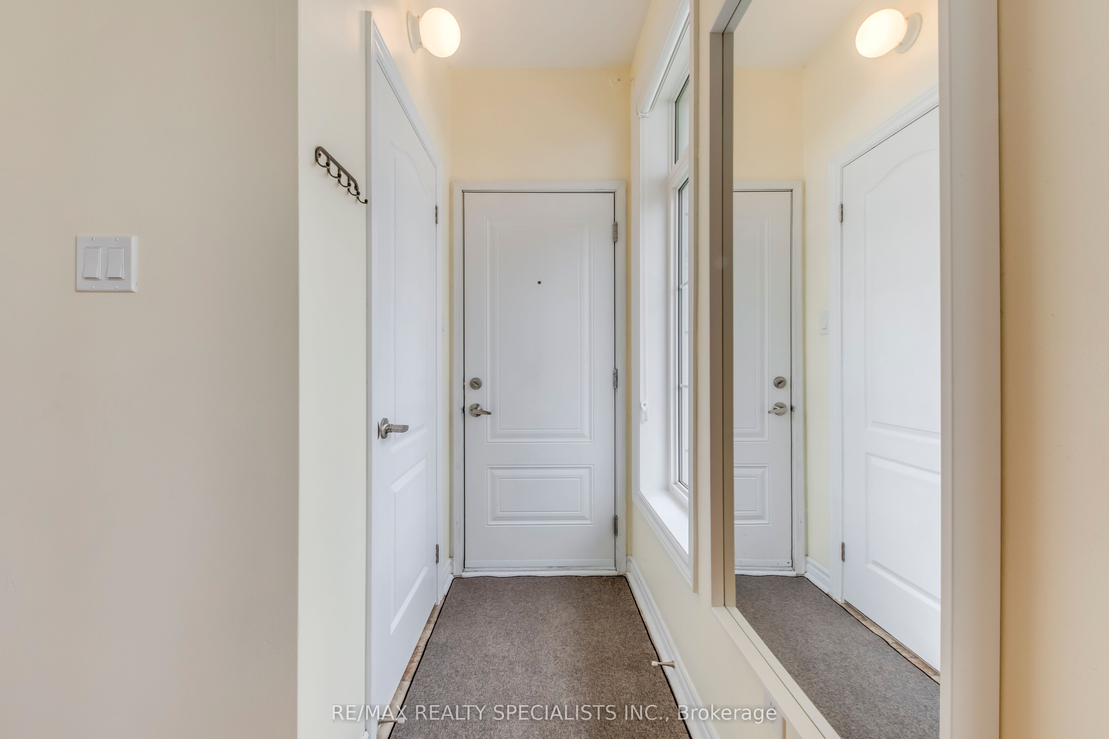 Additional image 4 of 52-57 Armdale Road, Mississauga, ON, L4Z 0C7