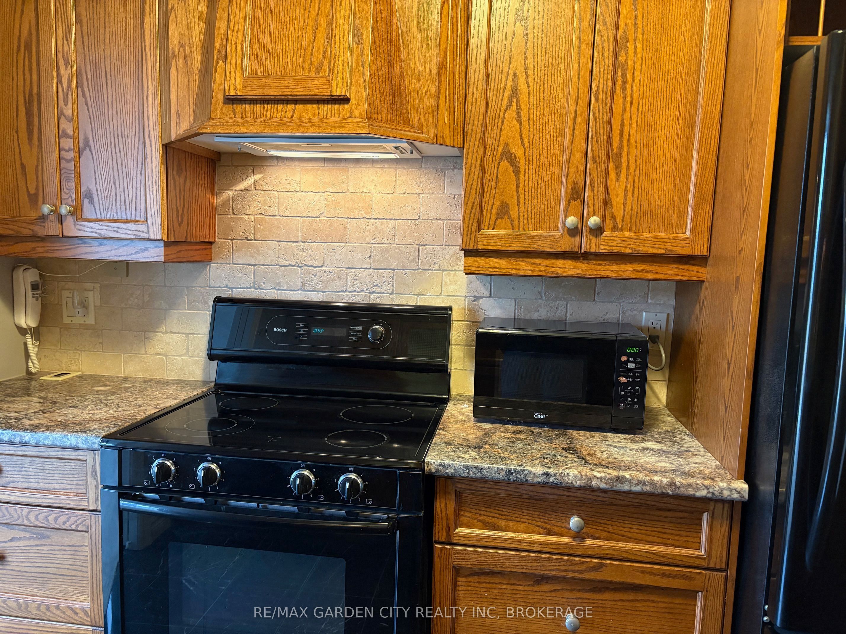 207-162 Martindale Road, St. Catharines, ON, L2S 3S4 photo 4