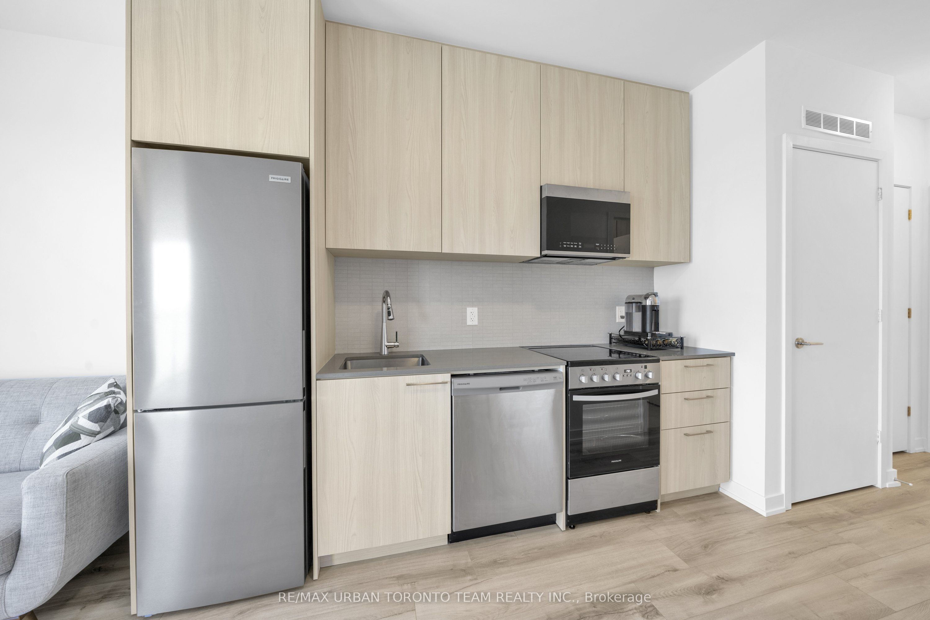 Additional image 4 of 820-7439 Kingston Road, Toronto, ON, M1B 5S3