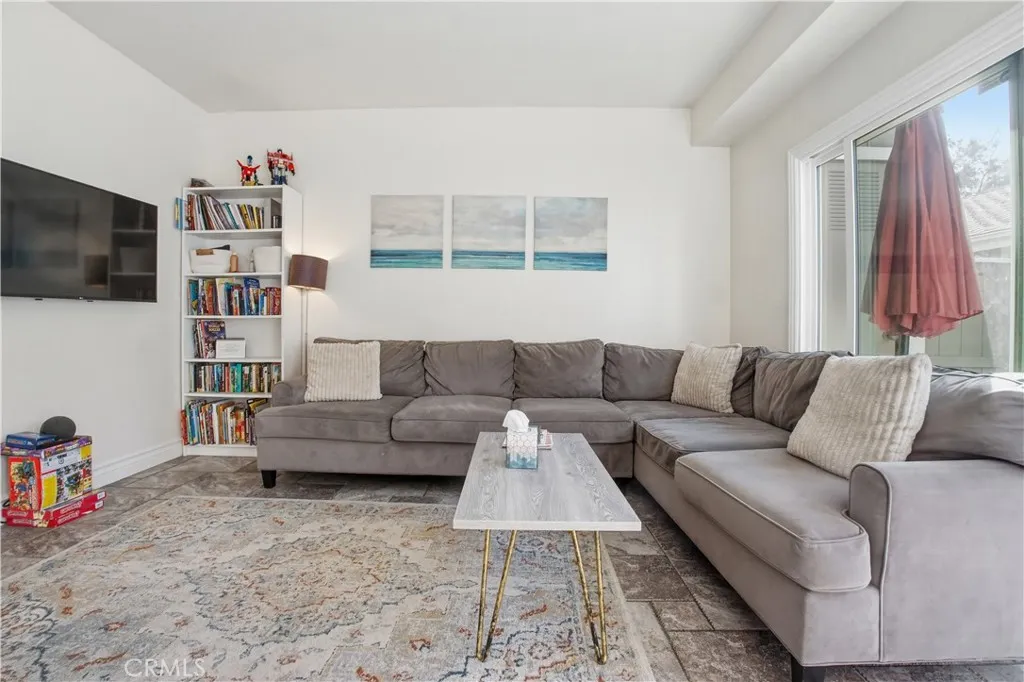 Additional image 72 of 48 Monroe, Irvine, CA 92620
