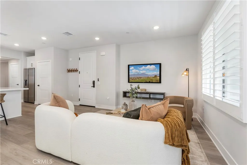 Additional image 6 of 16175 Dawn Way Unit 202, Tustin, CA 92782