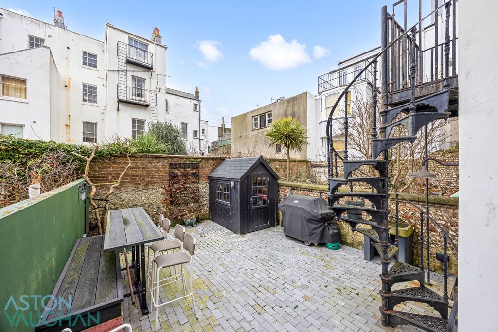 Additional image 12 of 6 bed maisonette for saleEaton Place, Brighton, East Sussex BN2