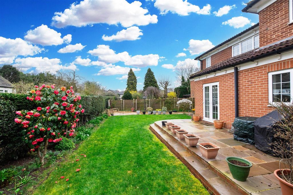 Additional image 25 of 4 bed detached house for saleWoodland Park, Oulton, Leeds LS26