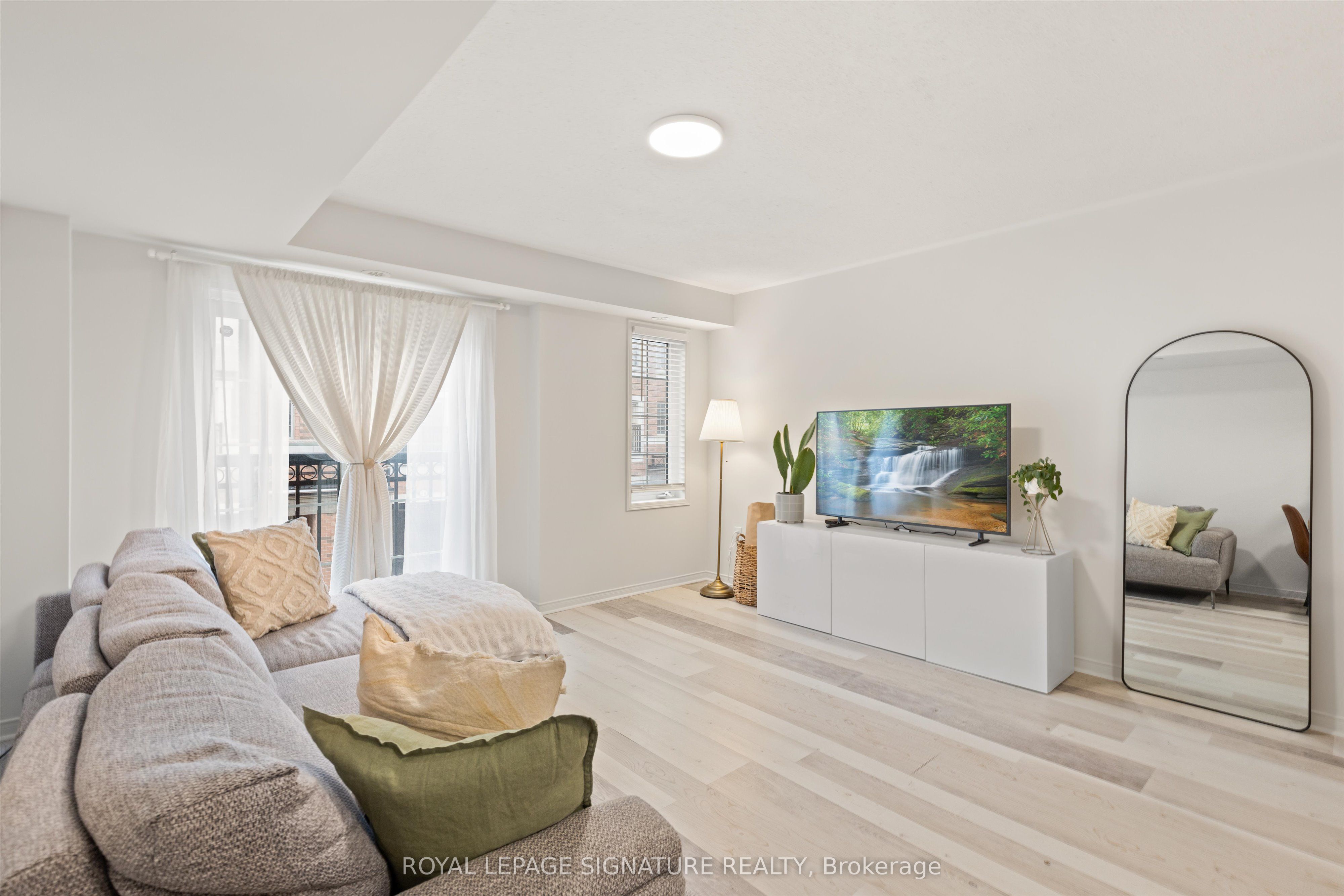 264-33 Glenstal Path, Oshawa, ON, L1L 0L2 photo 4
