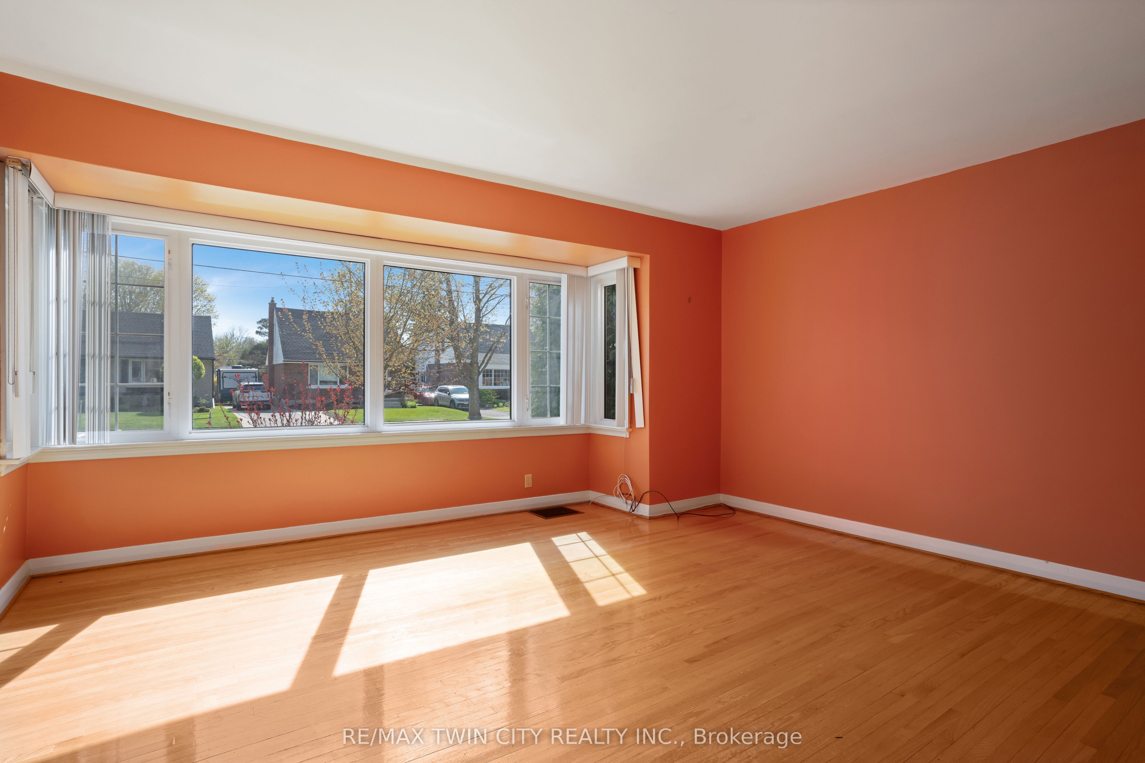 Additional image 6 of 70 Roxborough Avenue, Kitchener, ON, N2M 1P7