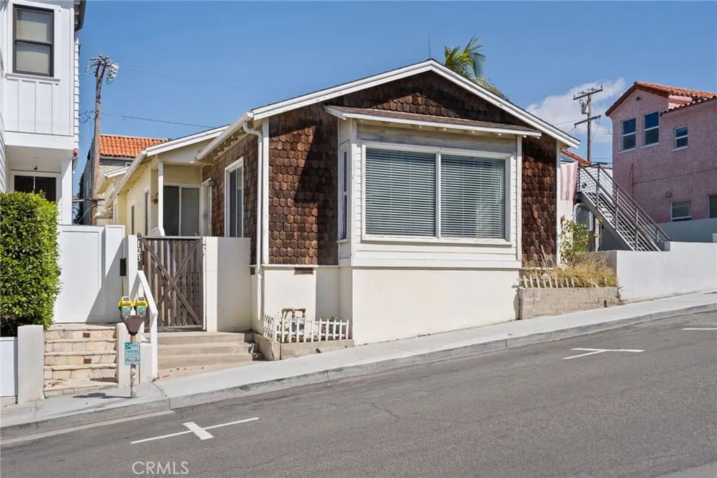123 Longfellow Ave, Hermosa Beach, CA 90254 photo 2