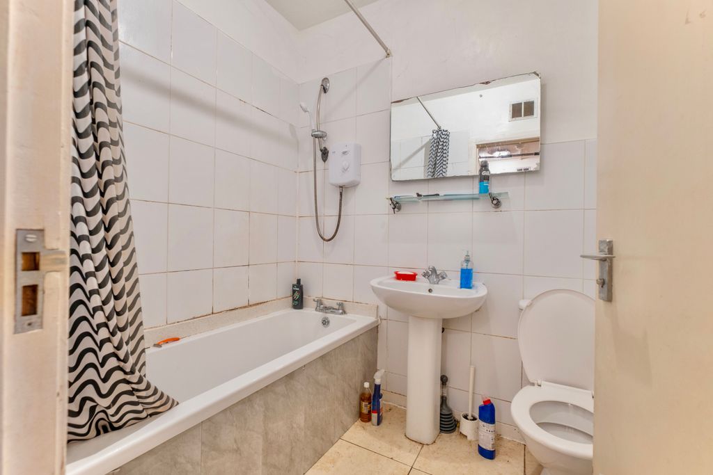 Additional image 8 of 1 bed flat for saleBeltane Street, Glasgow G3