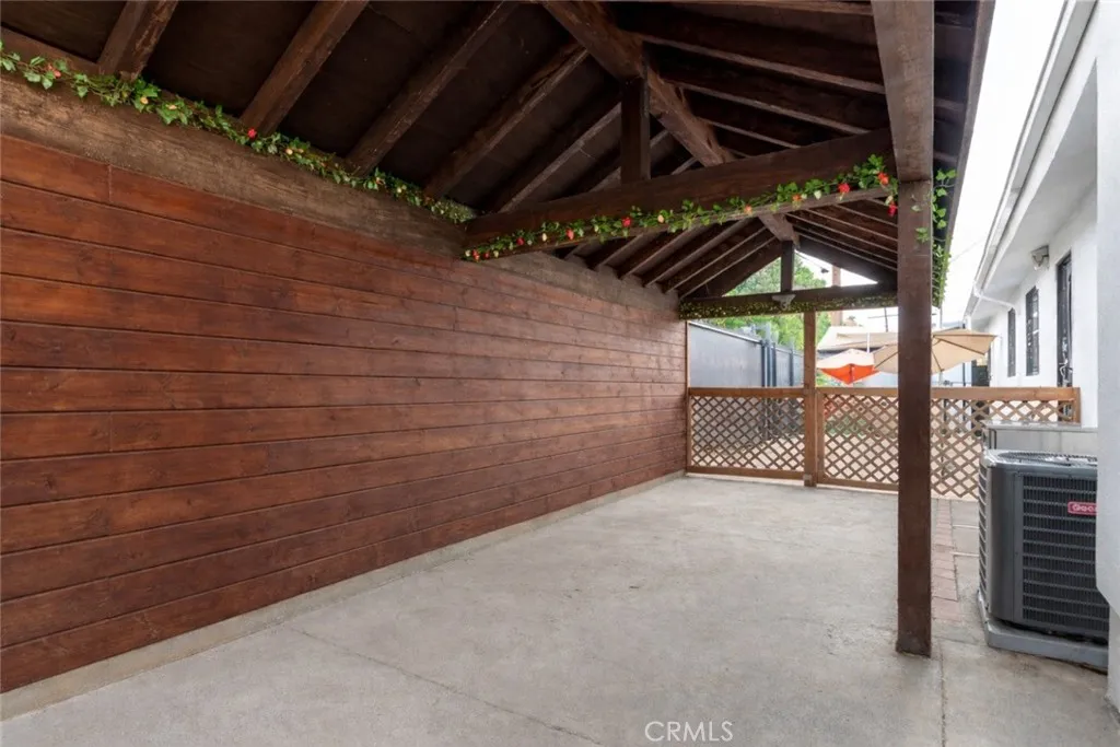 Additional image 38 of 316 W 73rd St, Los Angeles, CA 90003